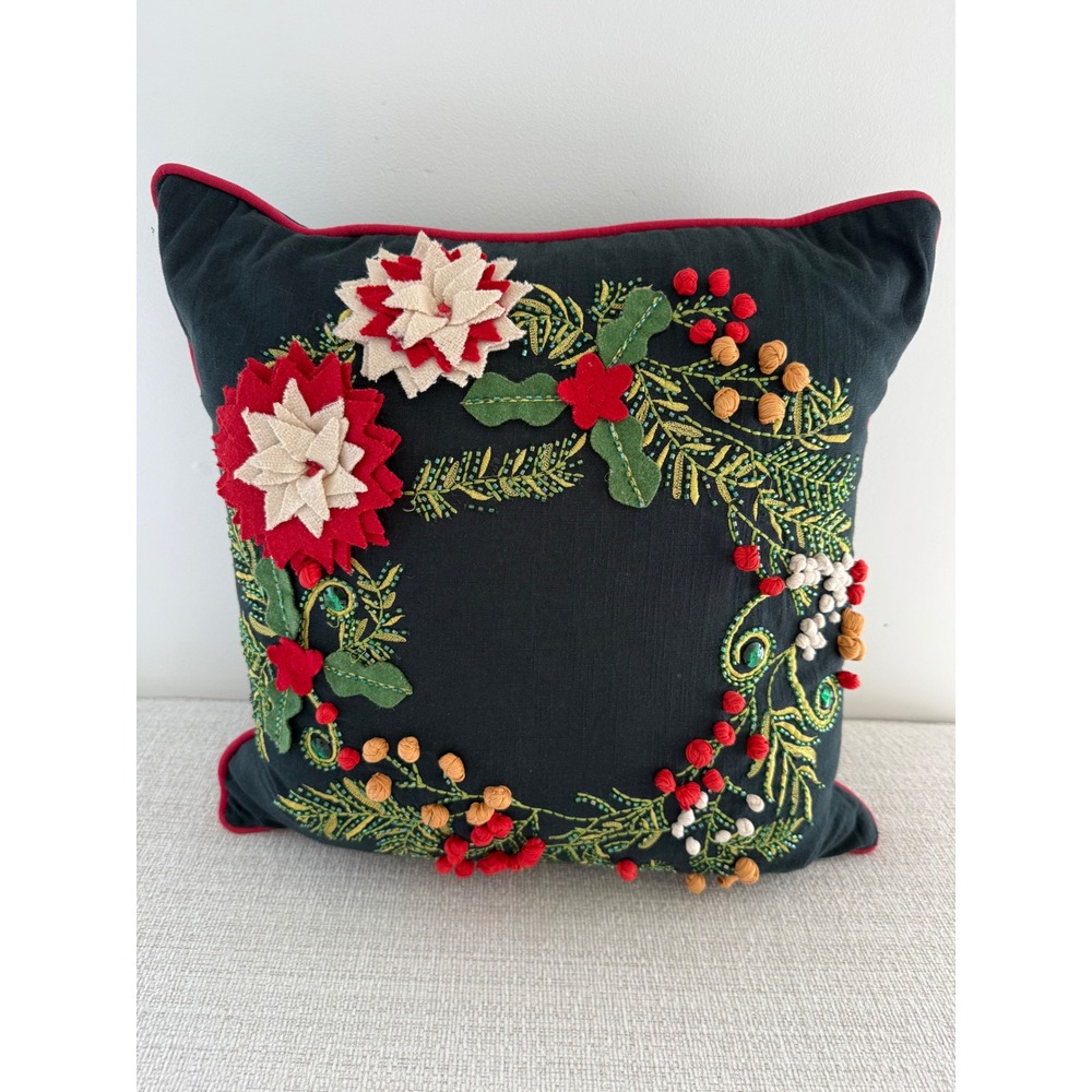 Christmas 3D Holly Wreath Accent Pillow 18"x18" Beaded Felt Embroidered Holiday
